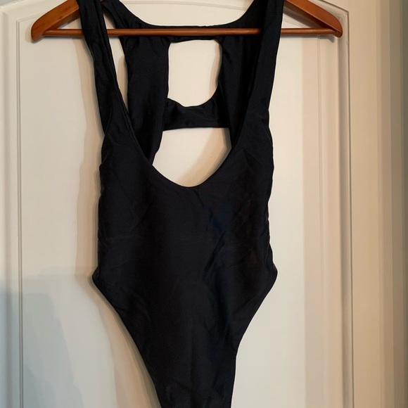 Swimsuit (LNA + Lee + Lani) - Picture 6 of 6